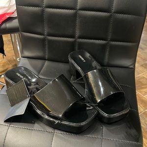 black small heels